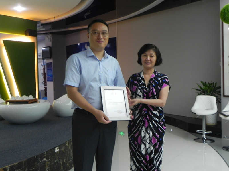恭喜玖坤信息庞克学先生被聘请为国家物联网行业应用开发测试验证平台专家委员会委员